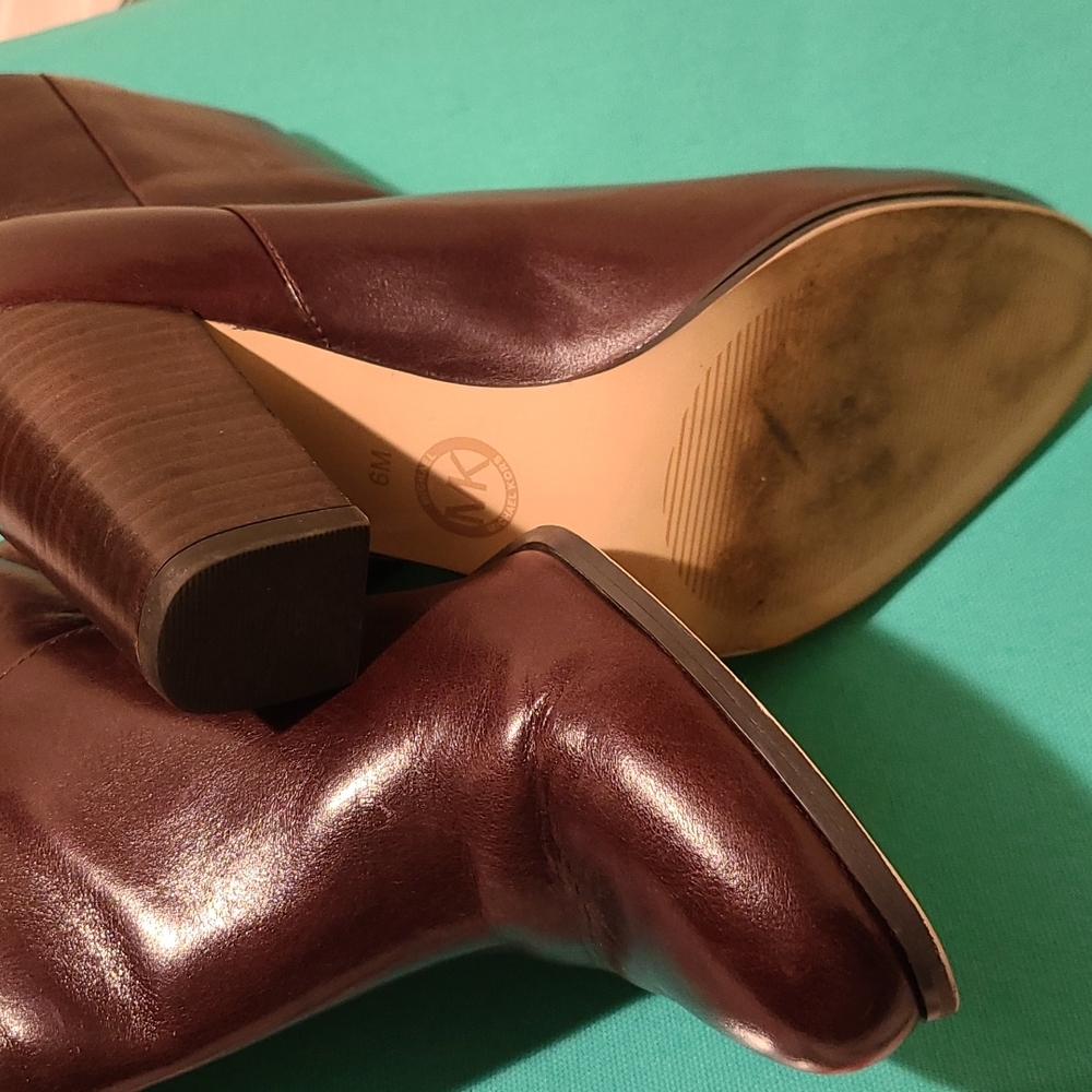 Michael Kors Margaret booties Size 6M - Picture 5 of 7